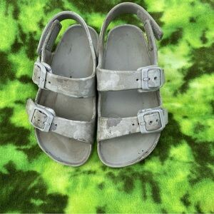 Toddler Sandals in Gray Camo